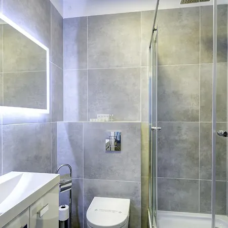 Apartment Dom & House - Podjazd